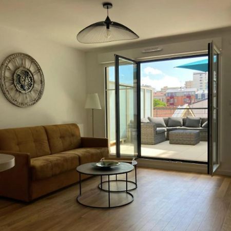 Very Nice And Quiet 42 M In Suresnes With Parking Exteriér fotografie